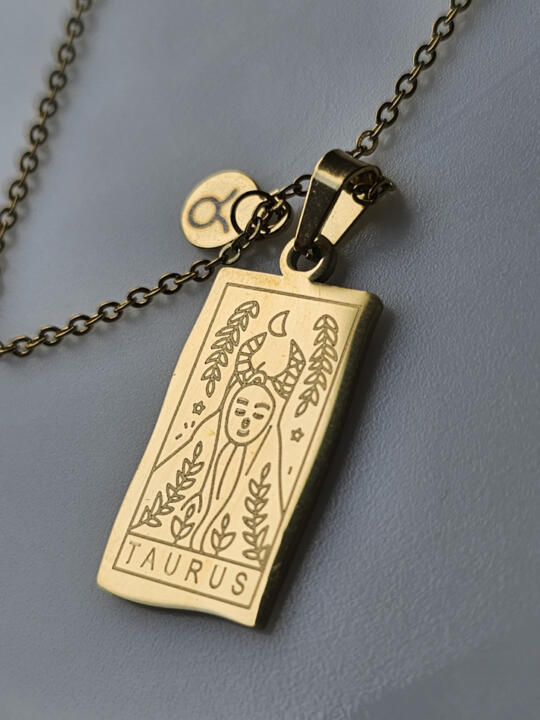 Zodiac_Necklace_Side__16